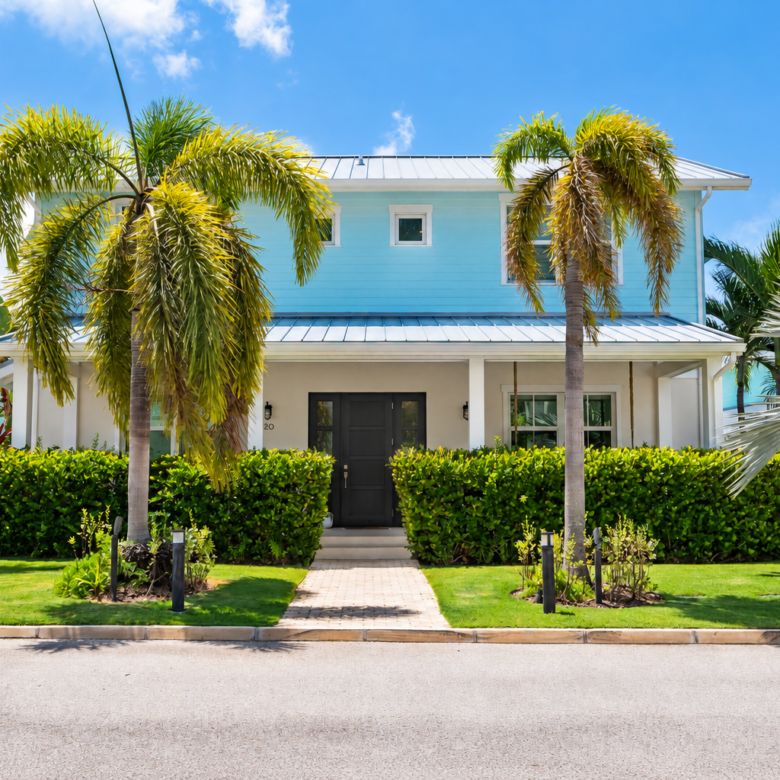 20261005143104 Sunny Tropical House with Palm Landscaping