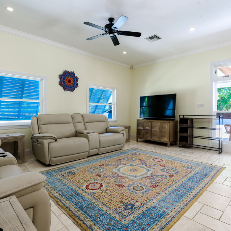 20261012125030 52 Parkland Close17