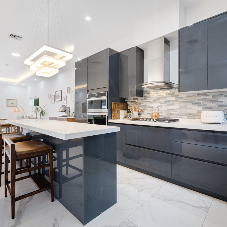 THE MANTRAS #18 | END UNIT IN SOUTH SOUND GATED DEVELOPMENT
