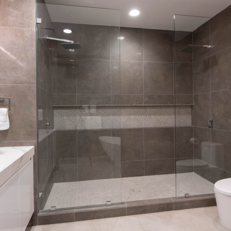 20260825135720 90RPCR205PrimaryEnsuite2