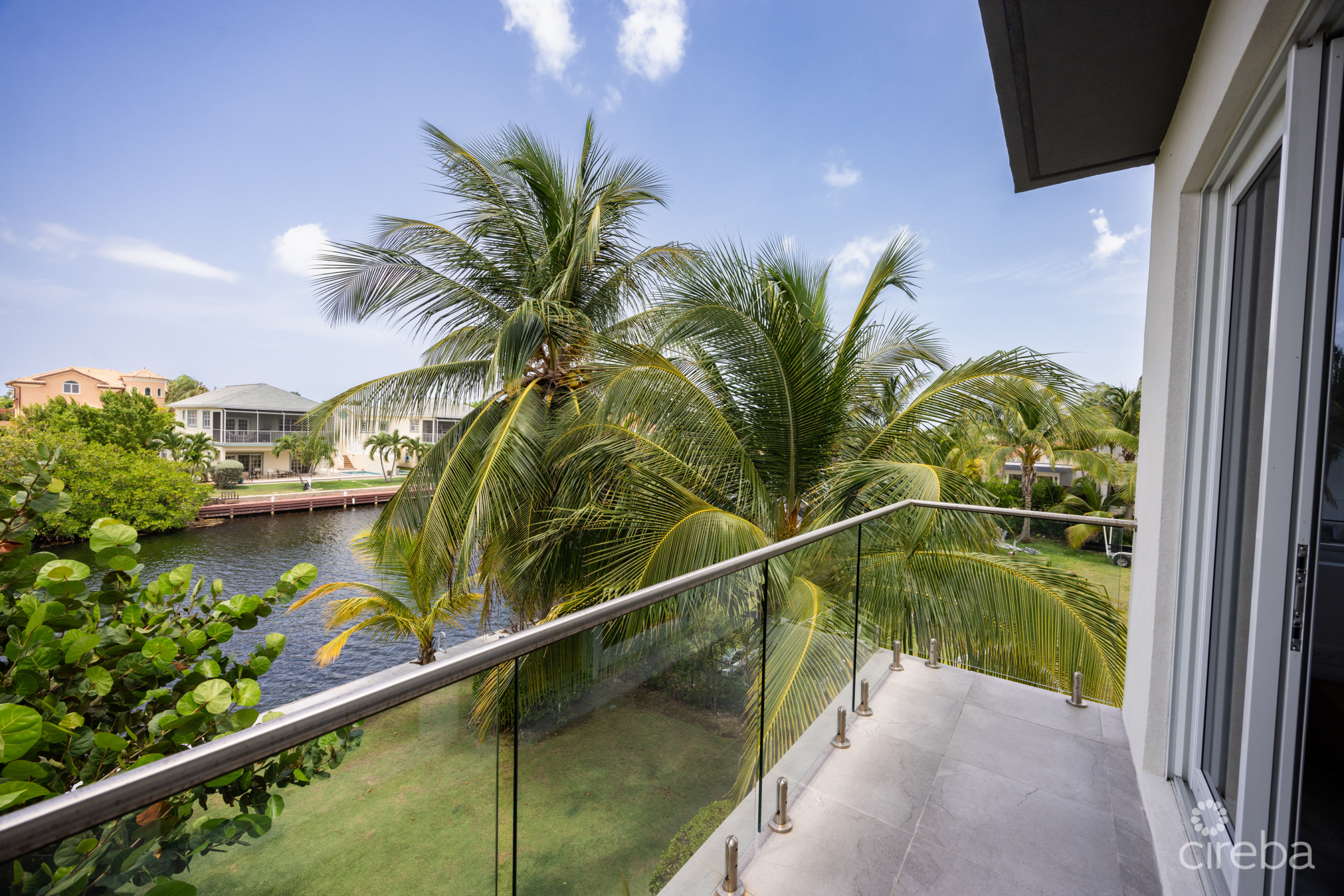 20260831133659 balcony2