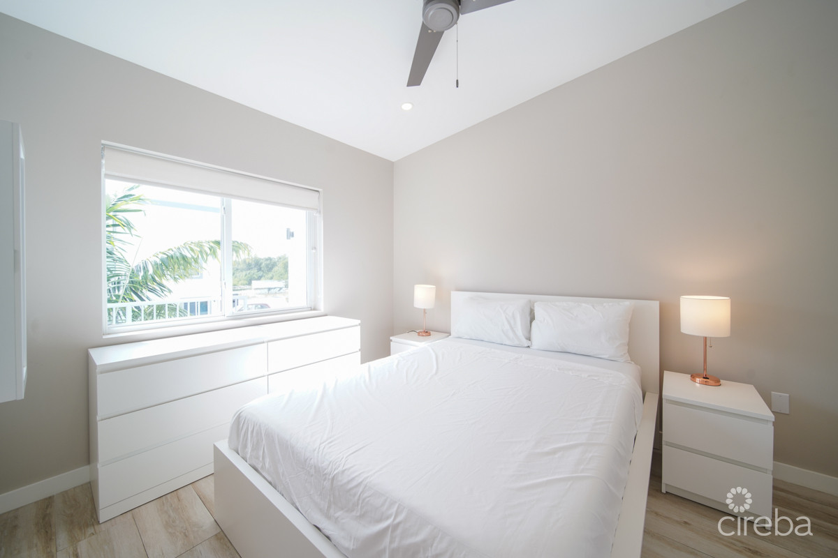 20260907154731 bedroom with window