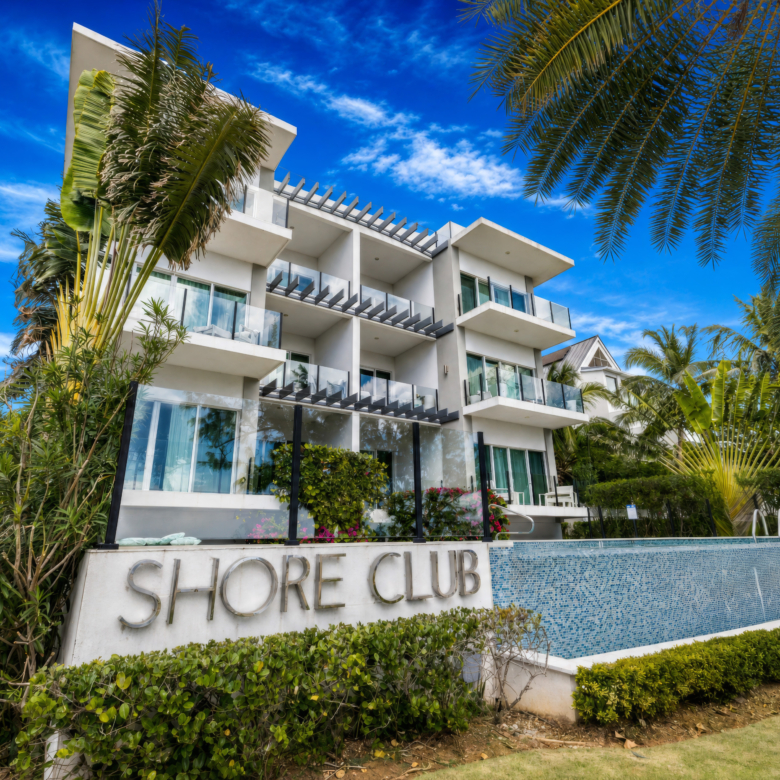 SHORE CLUB #6- OCEAN VIEW PENTHOUSE WITH PRIVATE ROOFTOP TERRACE