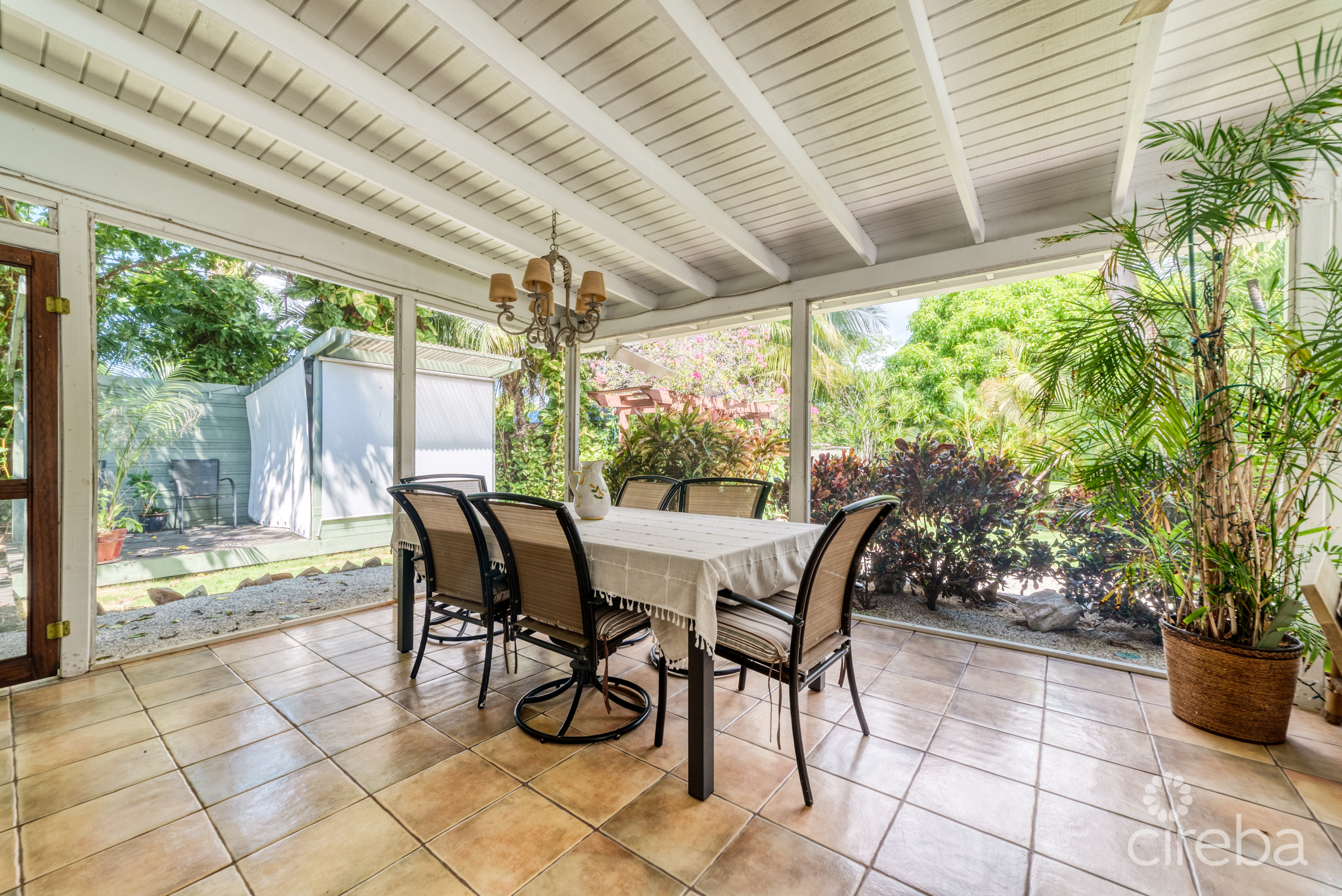 20261016090549 Corcoran Jennifer Drive94