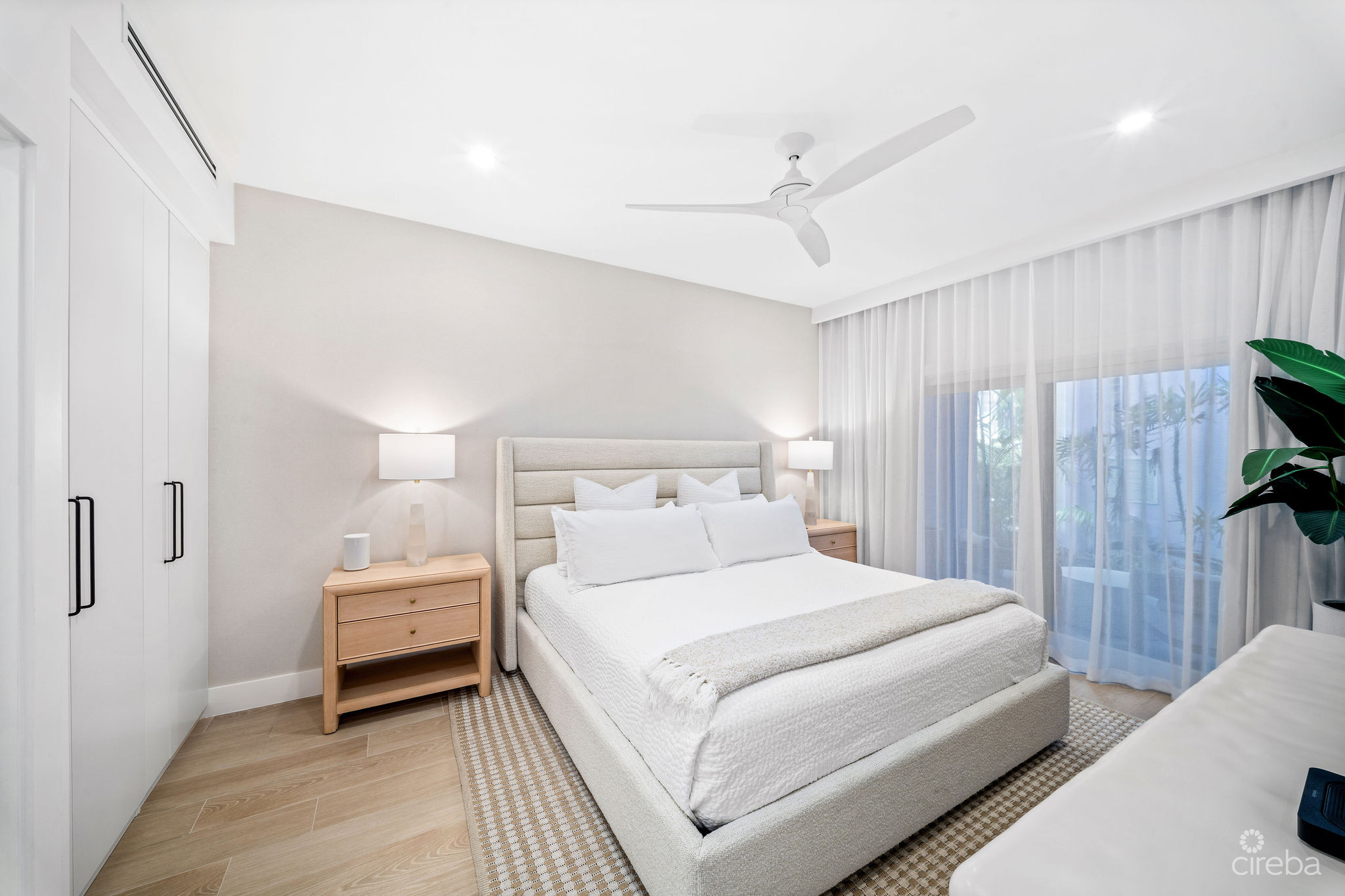 20260923170544 12Stefan PriorAvalon 9 Exquisite Beachfront CondoProperty Cayman Real Estate