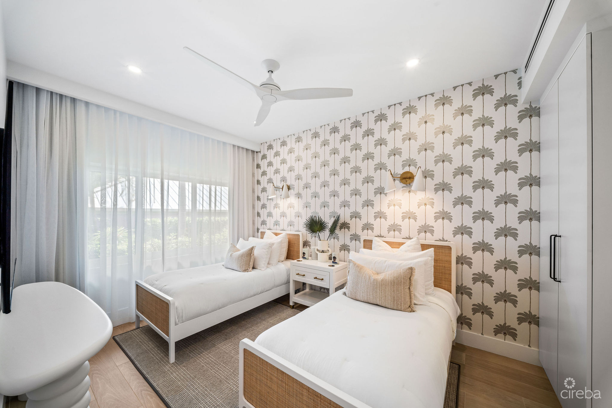 20260923170545 15Stefan PriorAvalon 9 Exquisite Beachfront CondoProperty Cayman Real Estate