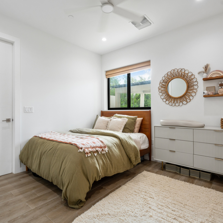 20260925143154 10Kate RyleyAllure 7Property Cayman Real Estate