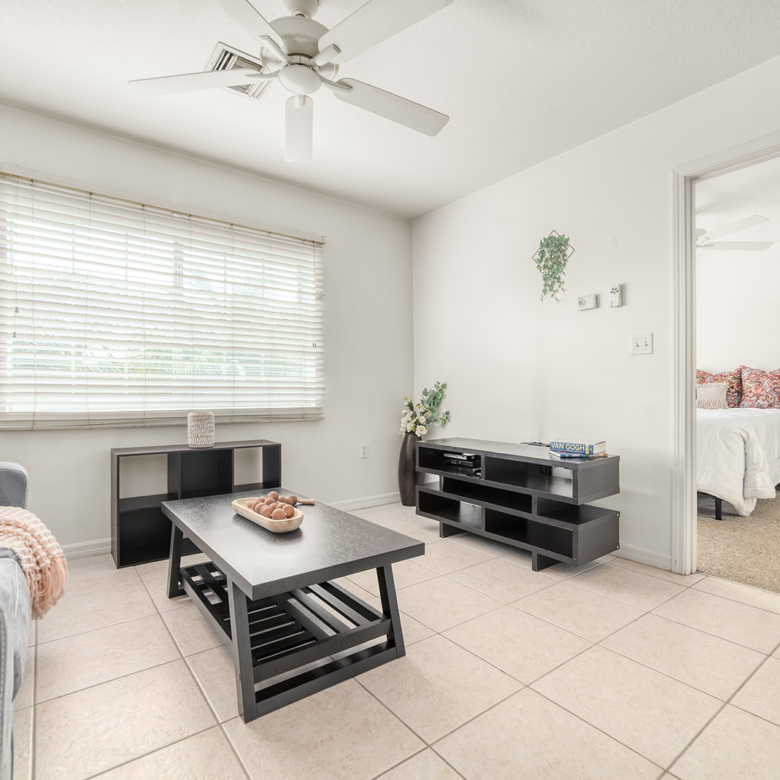 20261001115224 C21 YS Group Lakeside Unit 692 websize