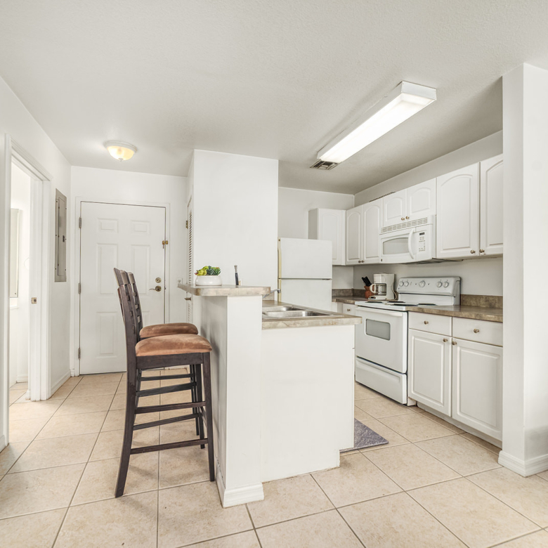 20261001115227 C21 YS Group Lakeside Unit 693 websize