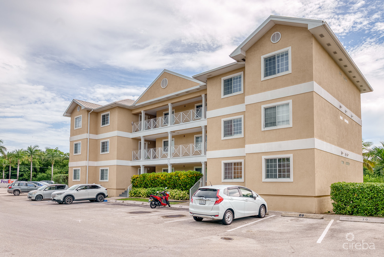20261001115240 C21 YS Group Lakeside Unit 6912 websize