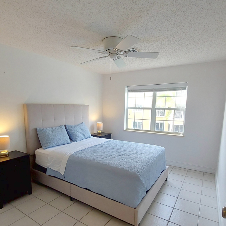 20261007113410 Regal Beach6