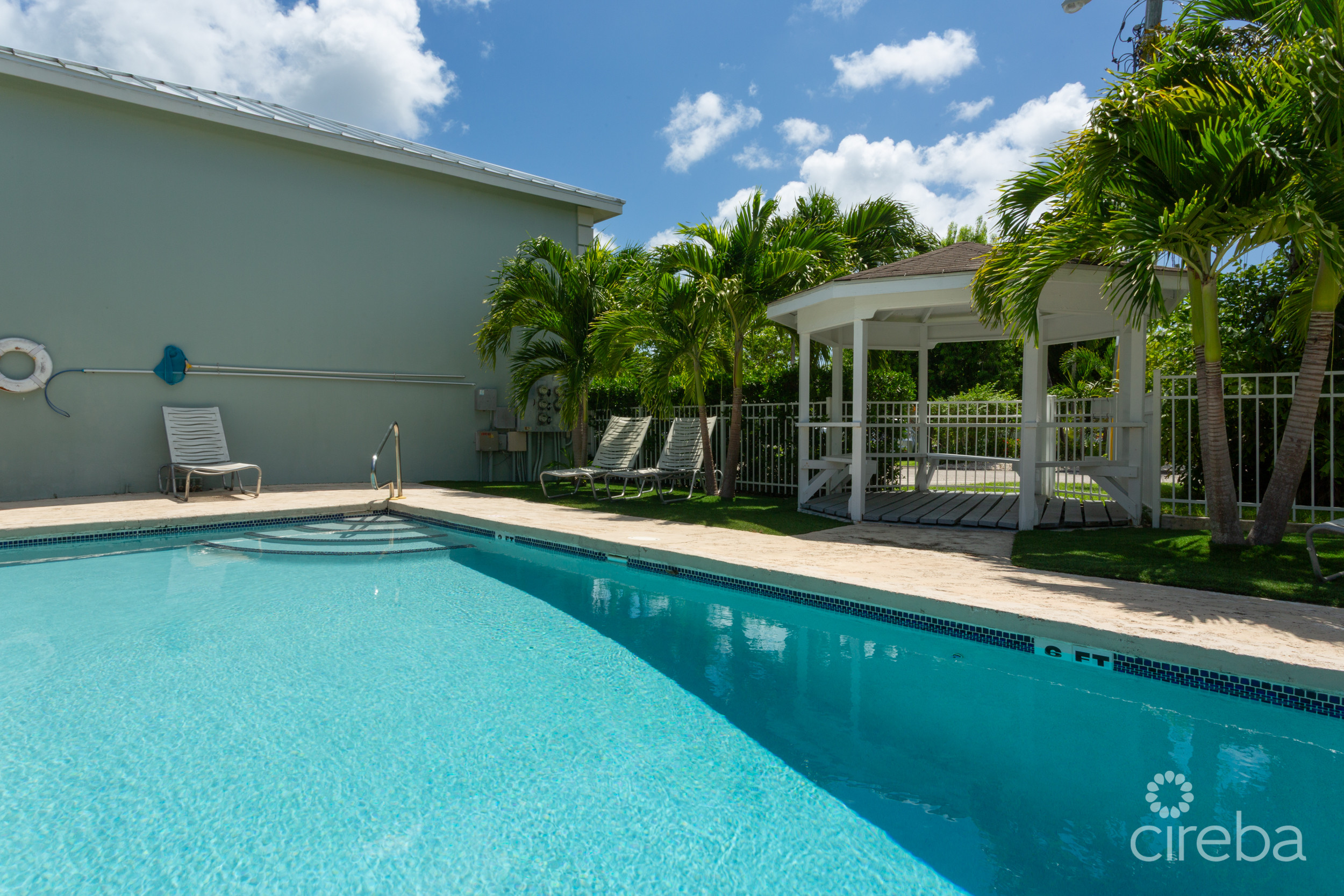 20261012123725 033 Tropical Haven 2 2Y0A3075
